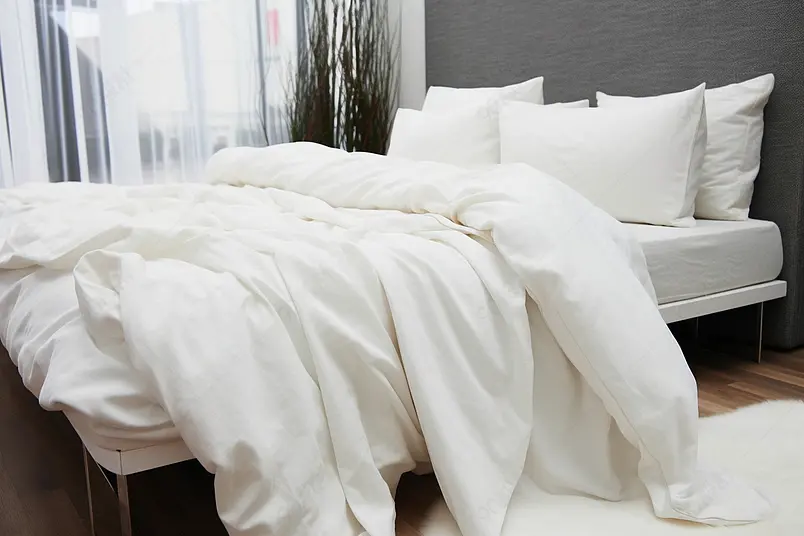 清晰的摄影图高清的图片海报设计背景广告设计素材元素白色的被子卧室场景图