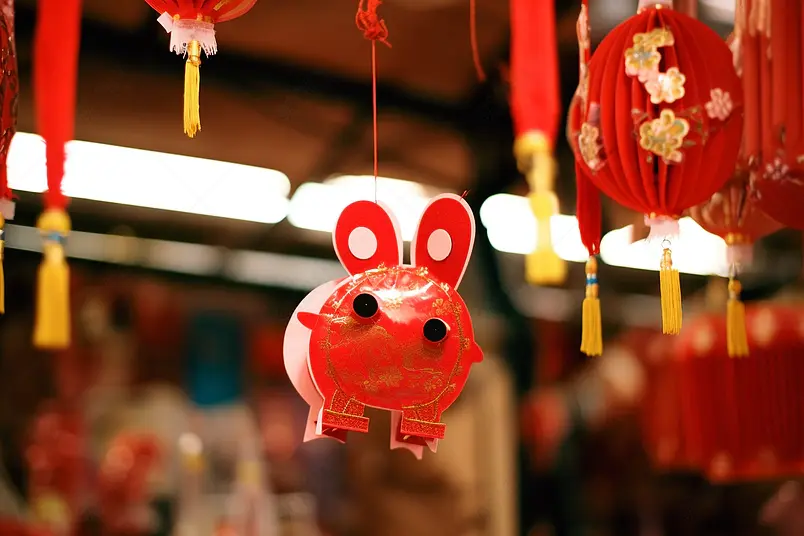 农历的新年元宵灯会红火的灯笼摄影实拍