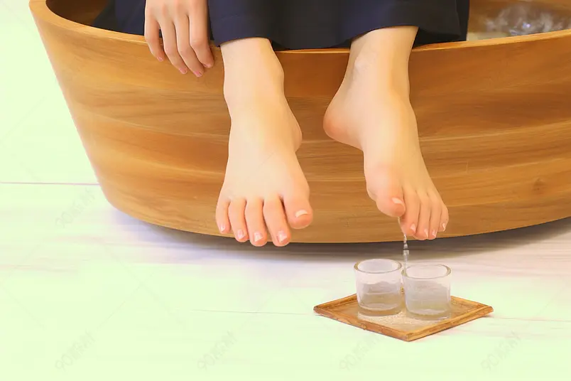 牛奶足浴