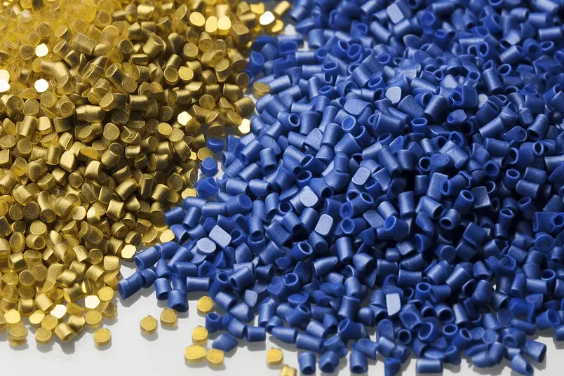 蓝色金色塑料颗粒高密度加工