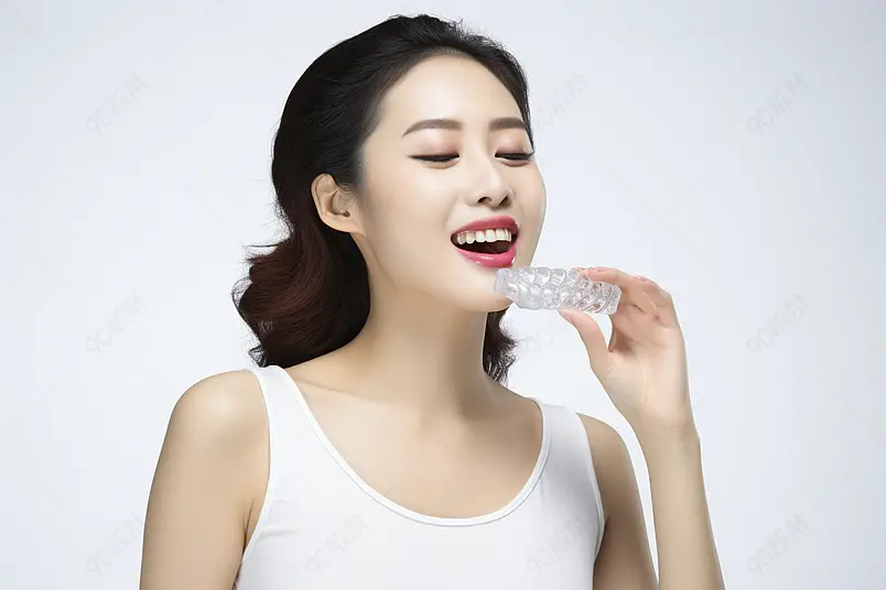 口腔牙齿护理女性