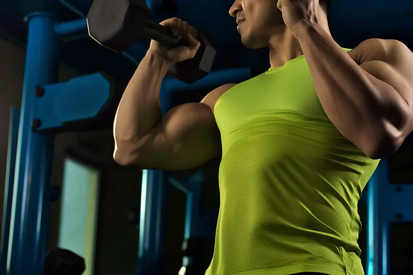 健美减肥瘦身哑铃动作实拍摄影图