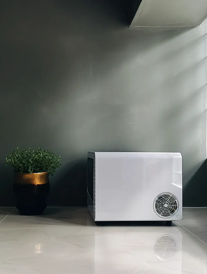 微波炉在厨房的角落