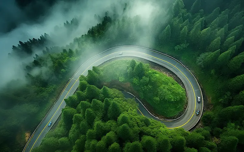 山路朦胧