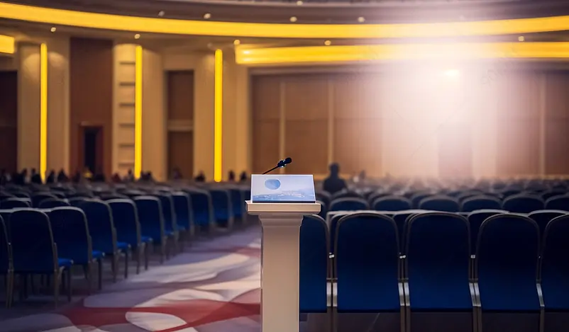 金碧辉煌的讲堂内部会议演讲台