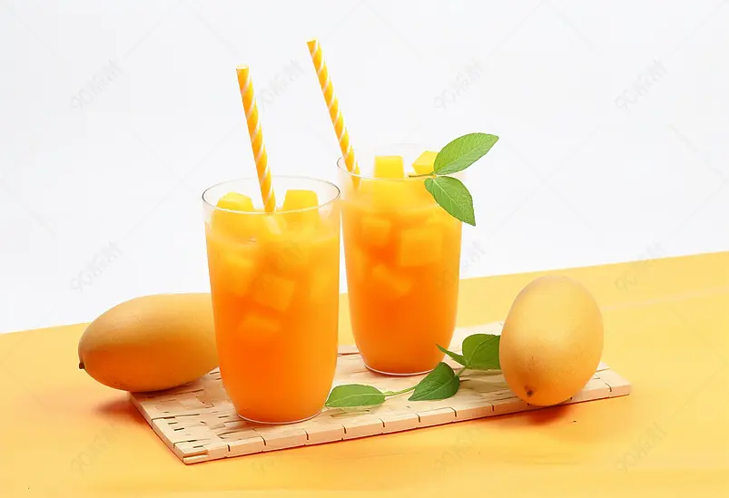 夏日果饮芒果果汁果肉玻璃饮料