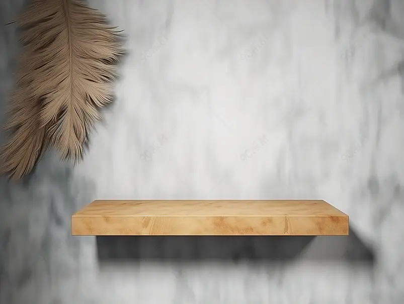 树影斑驳下的木制产品展示台