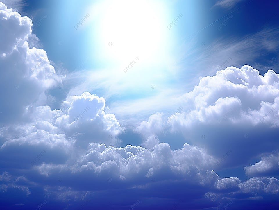 太阳穿过云层和太阳