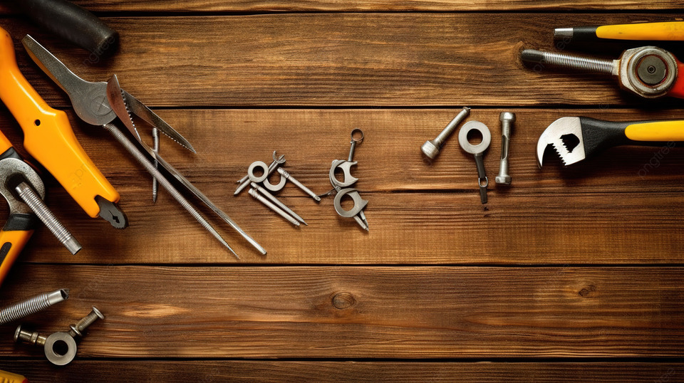 木质背景与 3D 渲染中的手动工具锤钳和螺丝刀